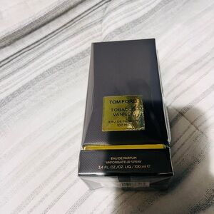 Tom Ford Tobacco Vanille Eau de Parfum in Black and Gold
